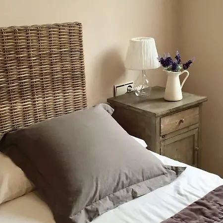 Acogedor En El Corazón Del Valle Apartamento Les Bordes