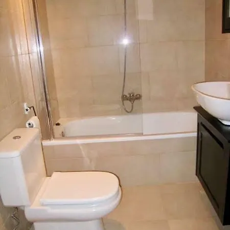 Acogedor En El Corazón Del Valle Apartamento Les Bordes