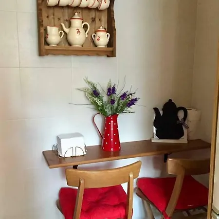 Acogedor En El Corazón Del Valle Apartamento Les Bordes